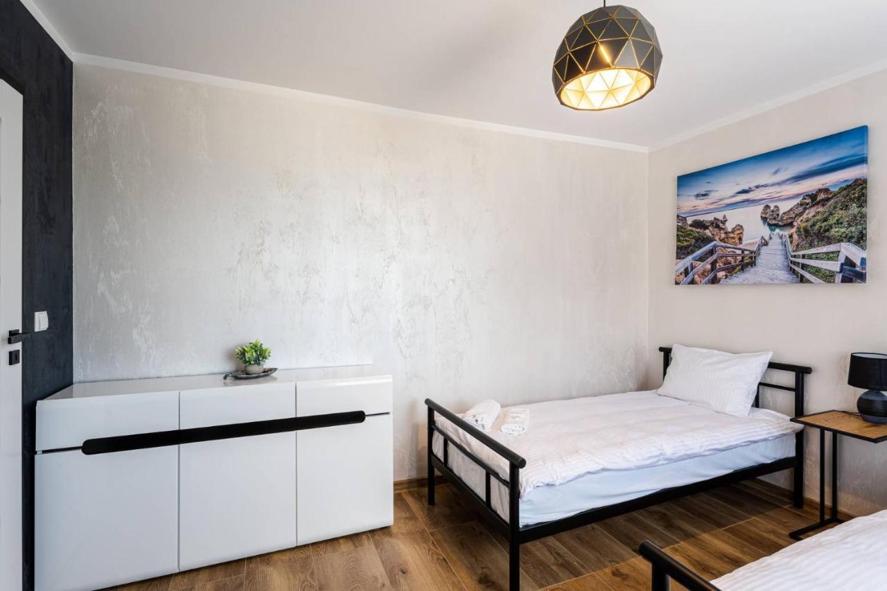 Villa Sol オシフィエンチム エクステリア 写真